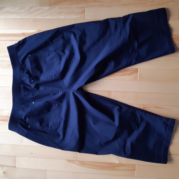 Reitmans 3/4 crop pant - Picture 7 of 11